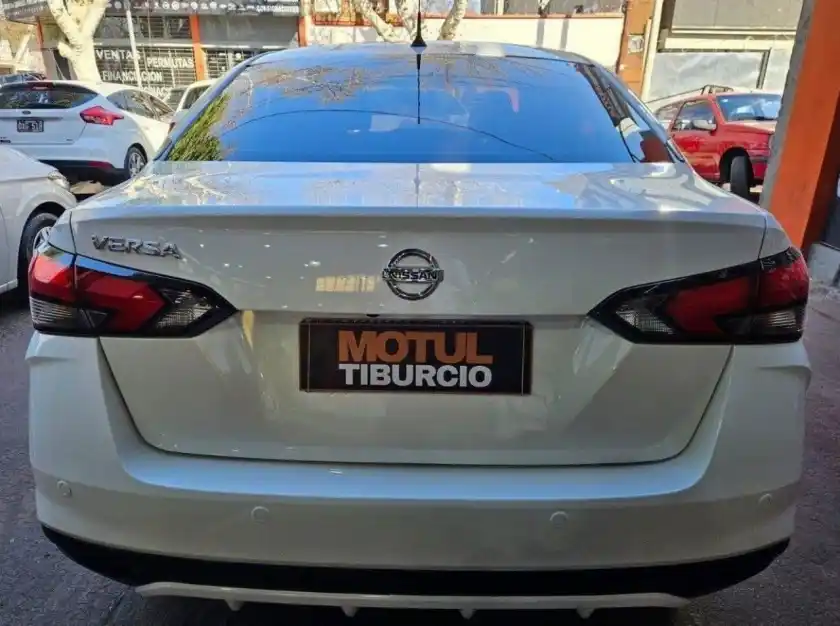 Nissan Versa  2022 - foto 4