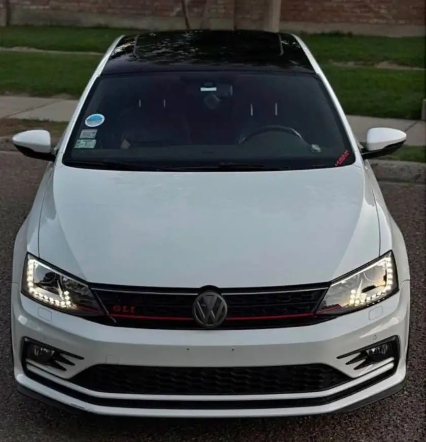 Volkswagen Vento 2016 - foto 1