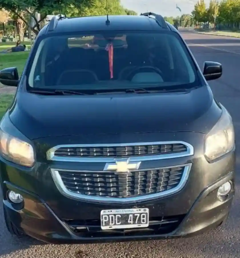 Chevrolet Spin  2015 - foto 1