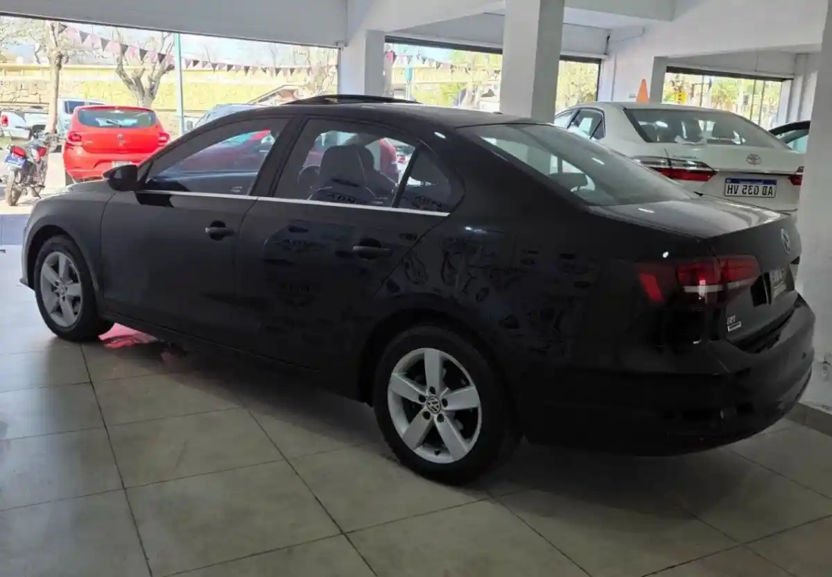 Volkswagen Vento  2016 - foto 3