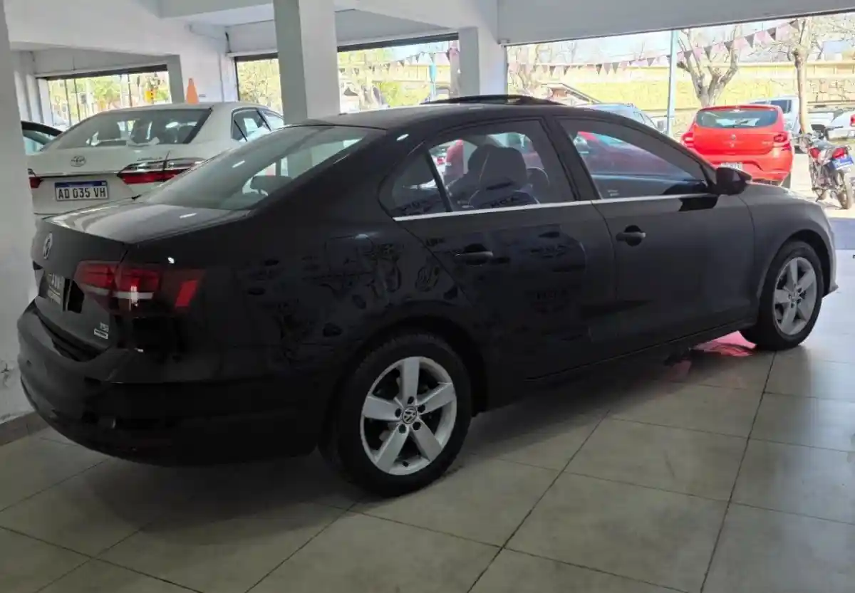 Volkswagen Vento  2016 - foto 4
