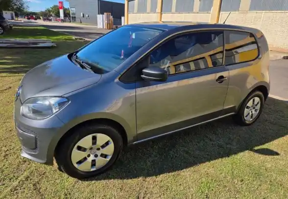 Volkswagen UP 2017 - foto 1