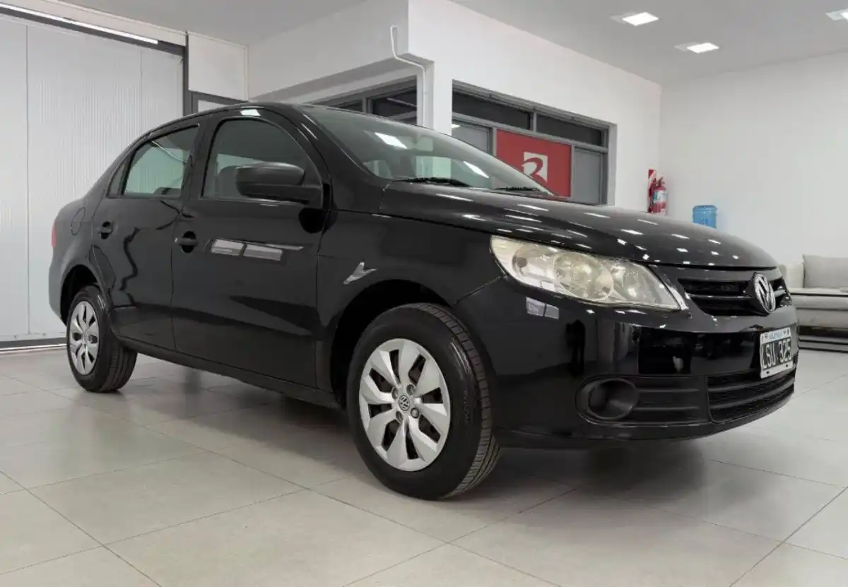 Volkswagen Voyage  2012 - foto 2