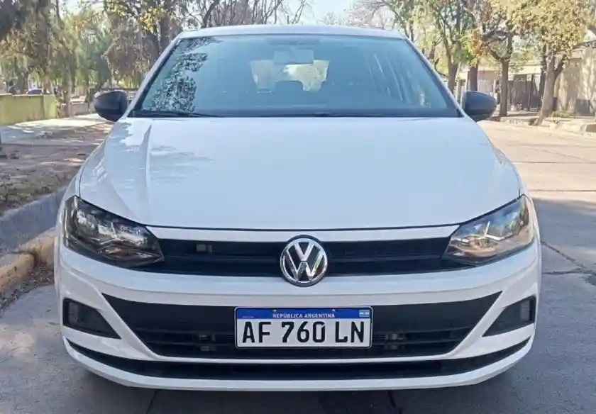 Volkswagen Polo 2023 - foto 1