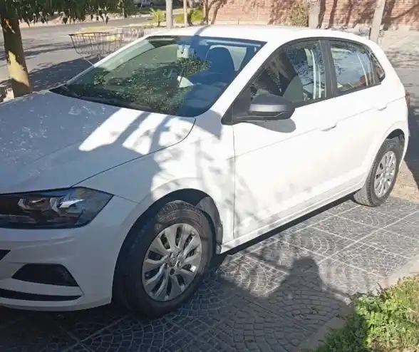 Volkswagen Polo  2023 - foto 2