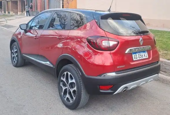 Renault Captur  2019 - foto 3