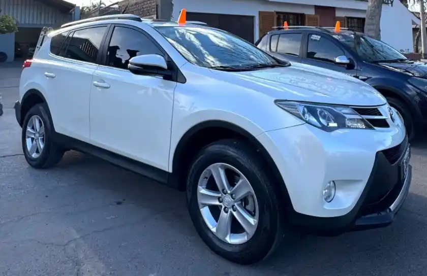 Toyota Rav4  2015 - foto 2