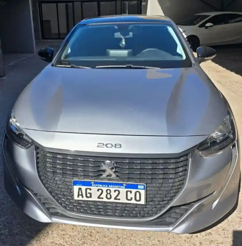 Peugeot 208  2024 - foto 1