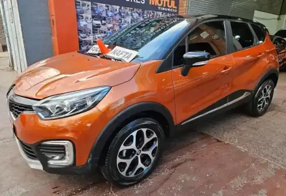 Renault Captur 2018 - foto 1