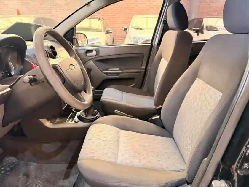 Ford Fiesta  2012 - foto 3