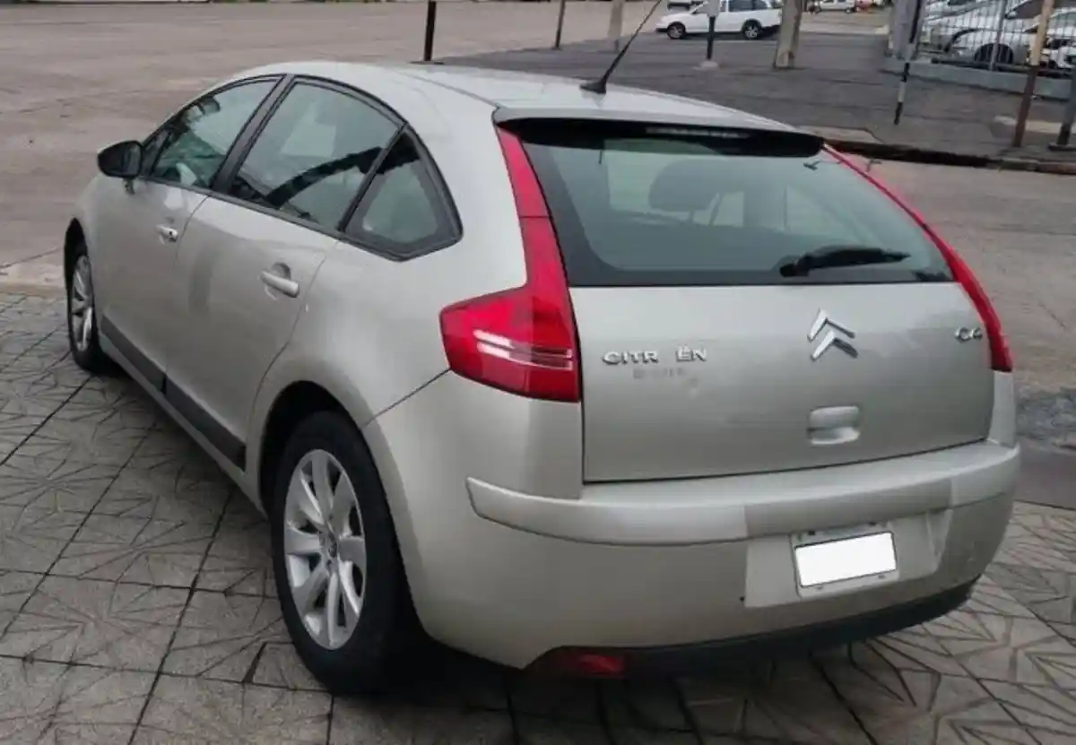Citroën C4  2013 - foto 4
