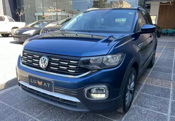 Volkswagen T-Cross  2019 - foto 1