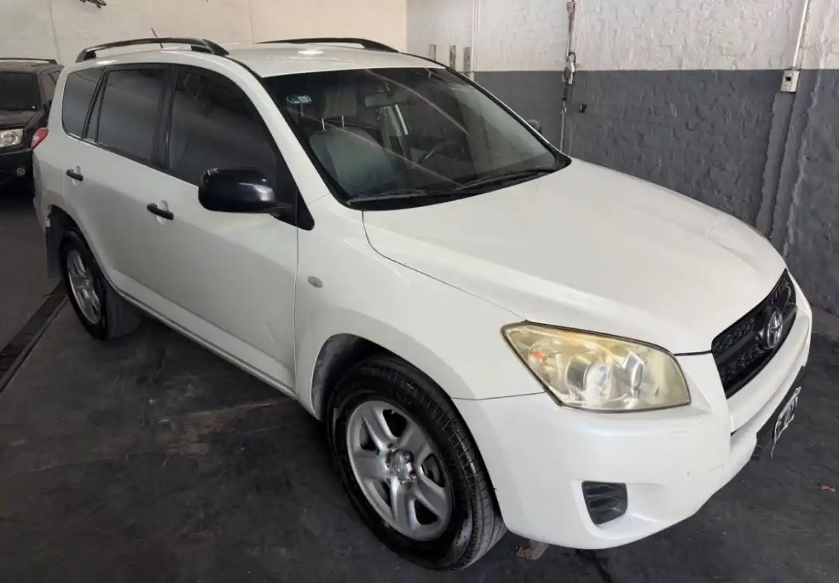 Toyota Rav4  2012 - foto 2