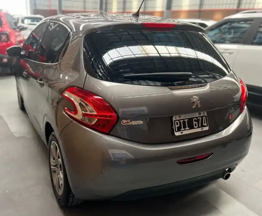 Peugeot 208  2015 - foto 3
