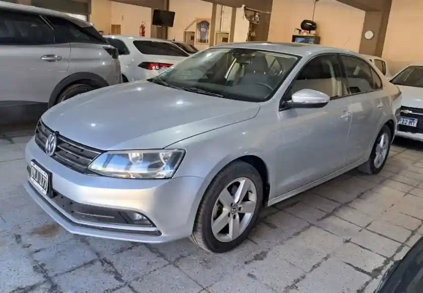 Volkswagen Vento 2015 - foto 1