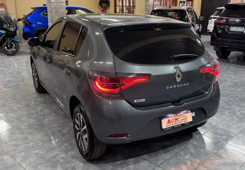 Renault Sandero  2023 - foto 3