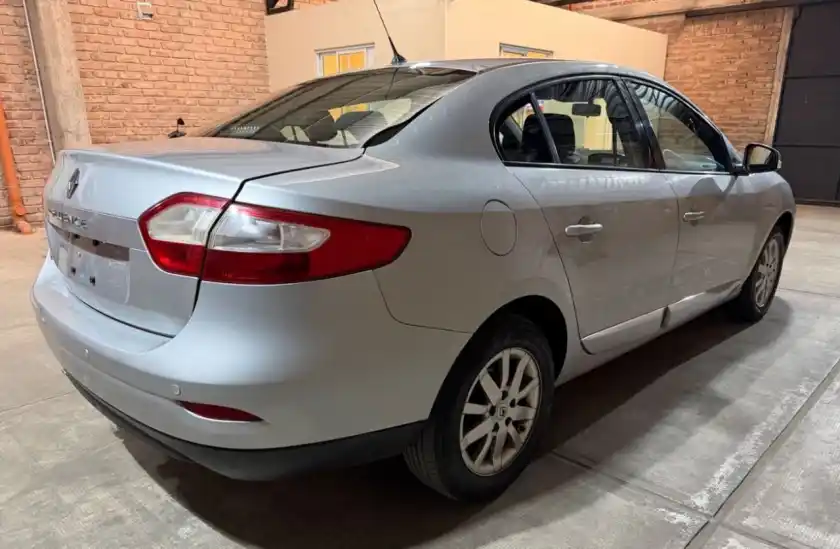 Renault Fluence  2012 - foto 4
