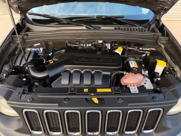 Jeep Renegade  2018 - foto 5