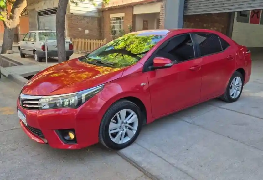 Toyota Corolla 2016 - foto 1