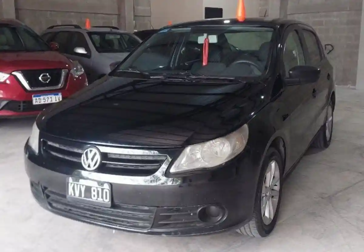 Volkswagen Voyage 2012 - foto 1