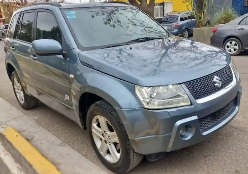 Suzuki Grand Vitara  2009 - foto 3