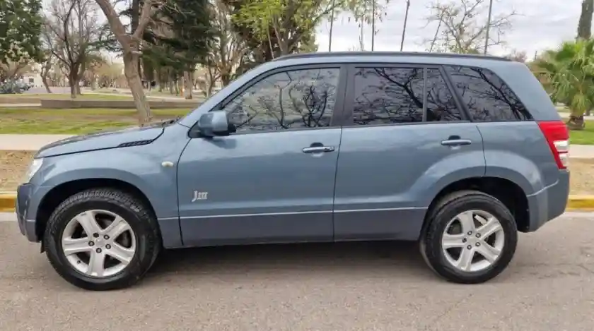 Suzuki Grand Vitara  2009 - foto 5
