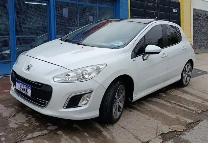 Peugeot 308 2015 - foto 1