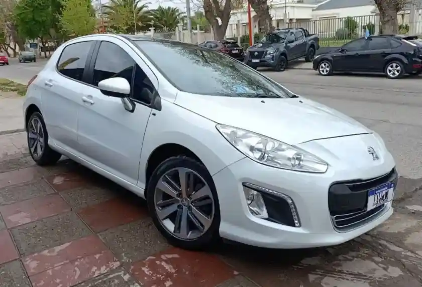 Peugeot 308  2015 - foto 2
