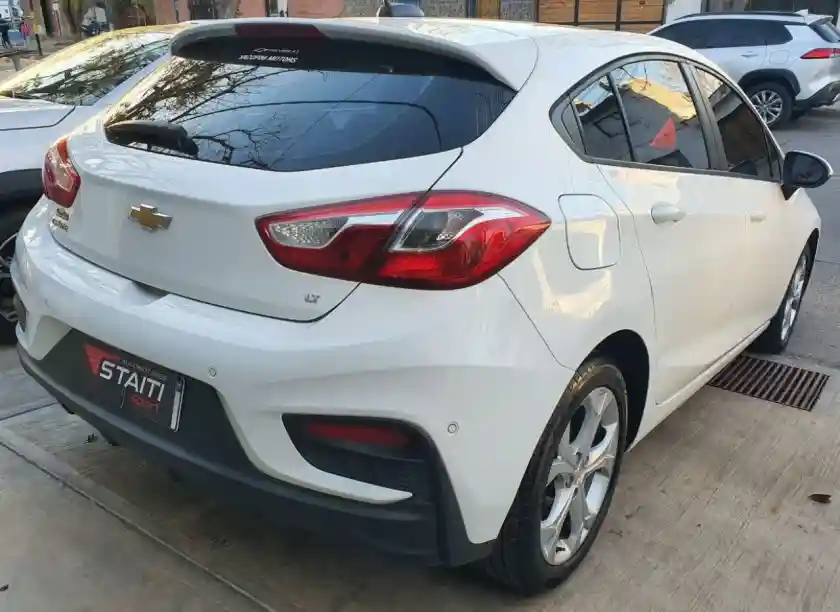Chevrolet Cruze  2023 - foto 4
