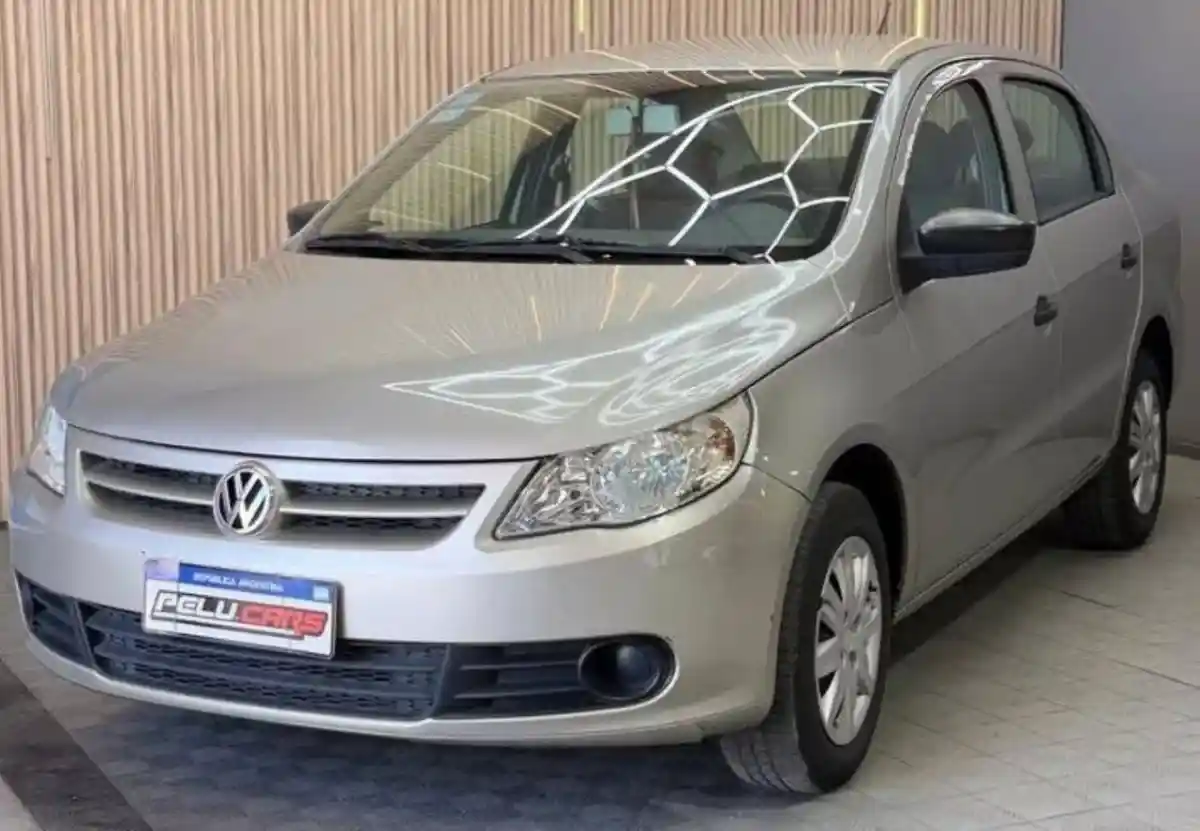 Volkswagen Voyage  2012 - foto 1