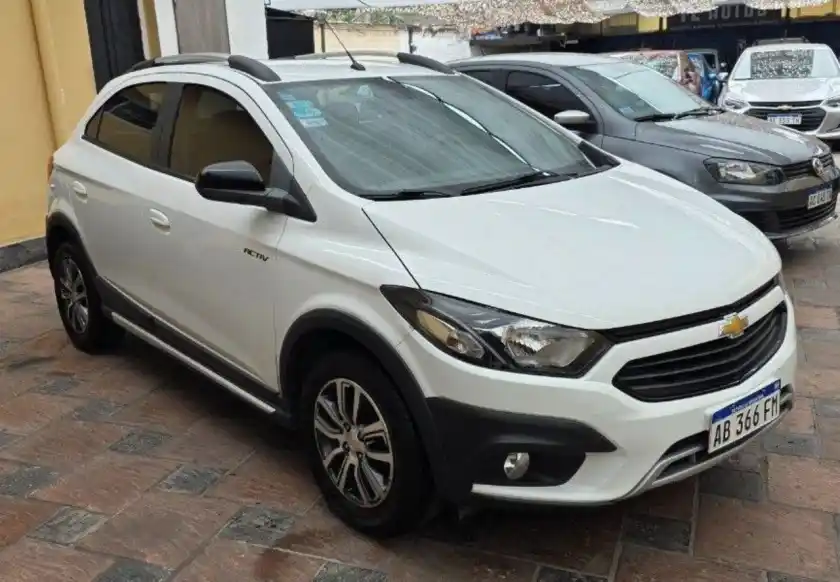 Chevrolet Onix  2017 - foto 2