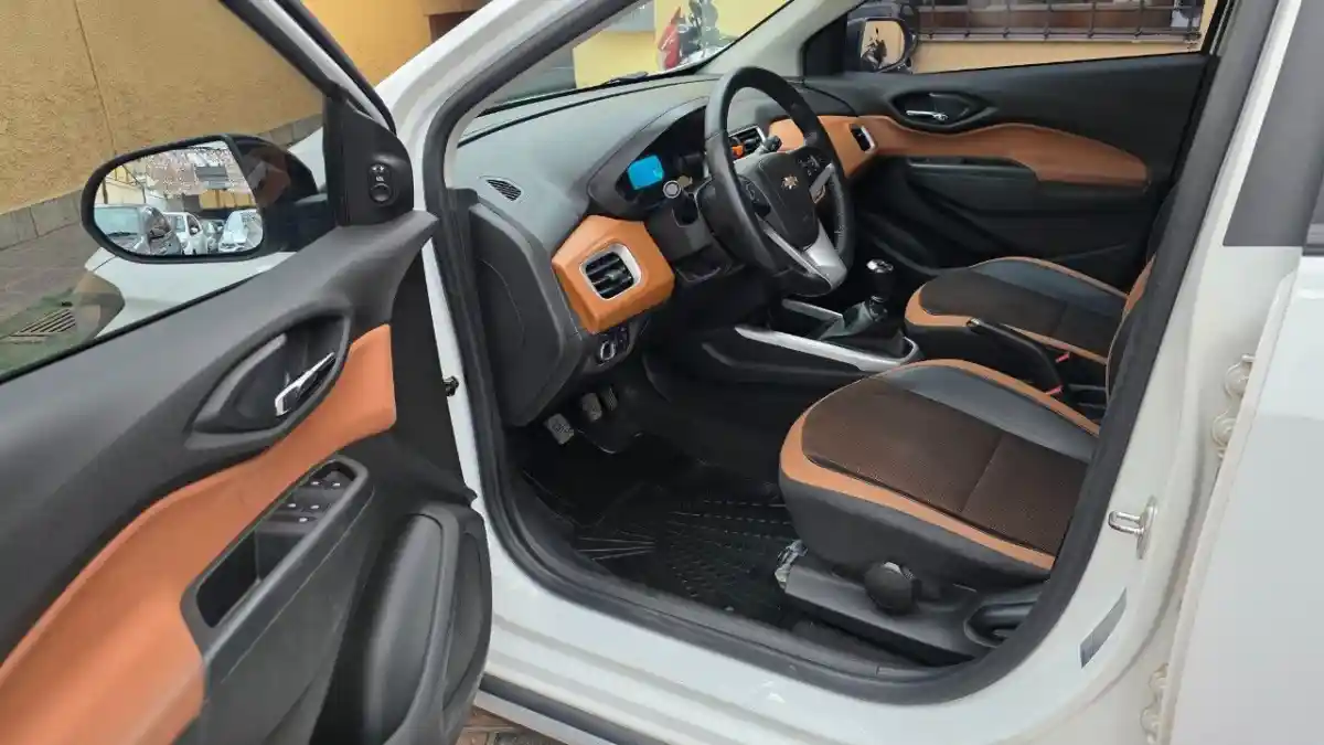 Chevrolet Onix  2017 - foto 5