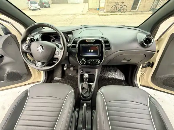 Renault Captur  2019 - foto 4