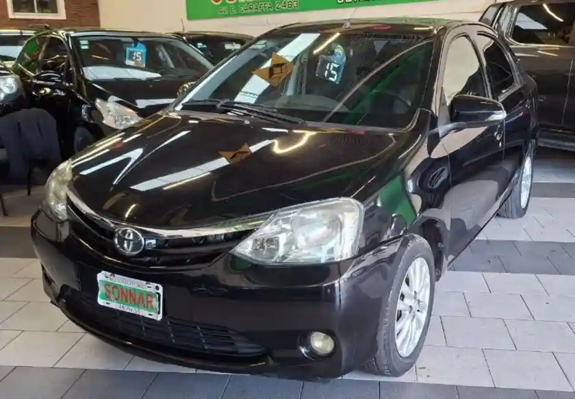 Toyota Etios  2015 - foto 1