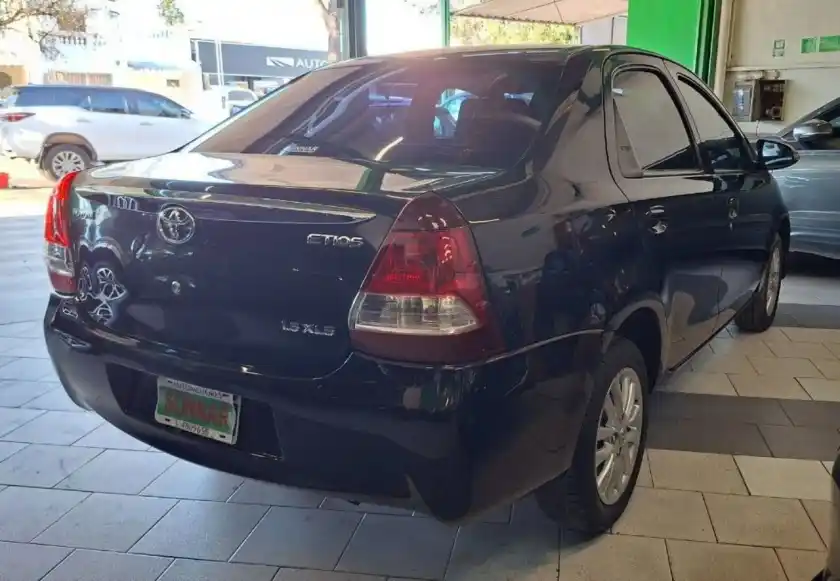 Toyota Etios  2015 - foto 4