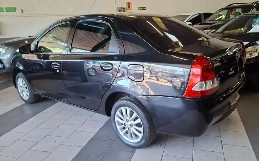 Toyota Etios  2015 - foto 5