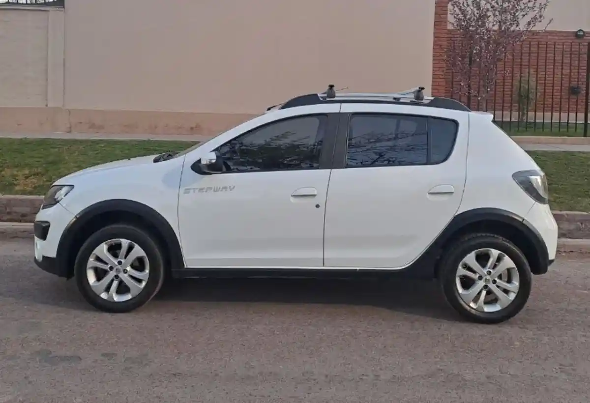 Renault Sandero  2017 - foto 3