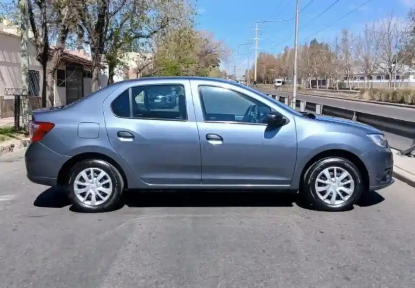 Renault Logan  2023 - foto 4