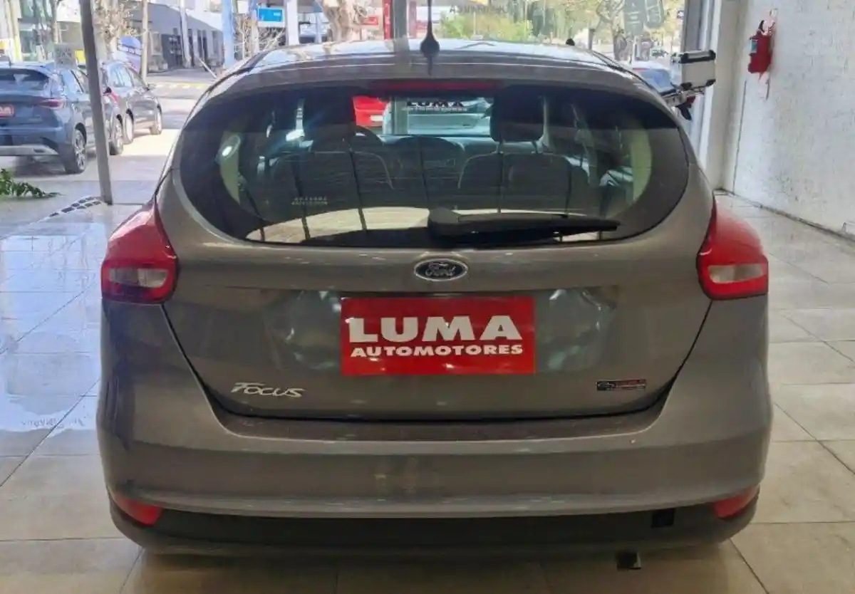 Ford Focus  2019 - foto 5