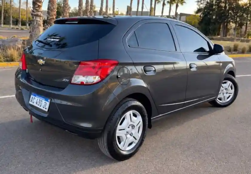 Chevrolet Onix  2018 - foto 4