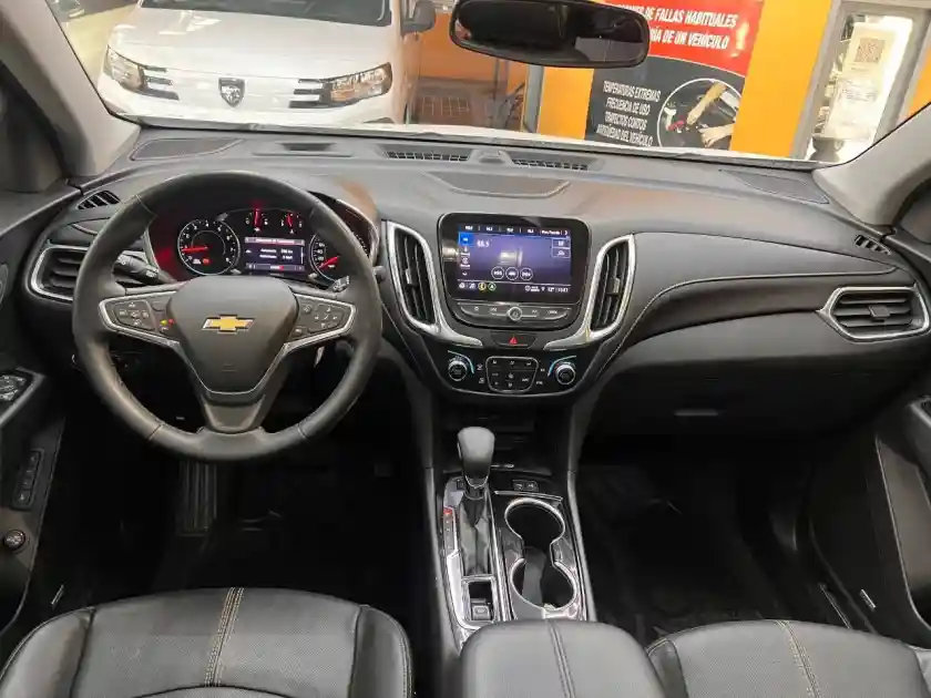 Chevrolet Equinox  2023 - foto 4