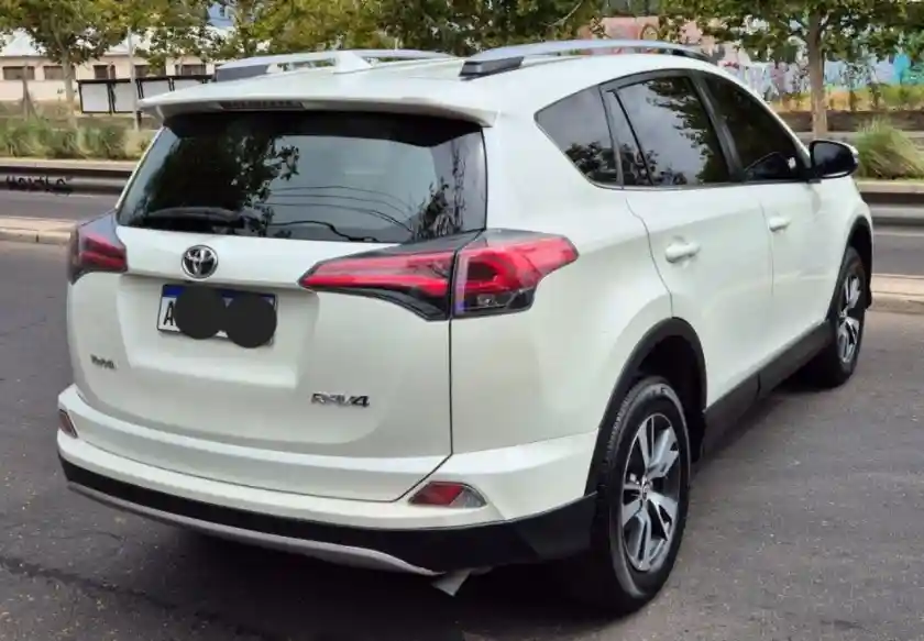 Toyota Rav4  2018 - foto 5