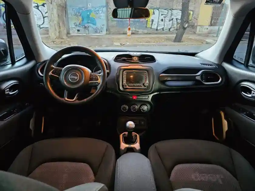 Jeep Renegade  2017 - foto 5