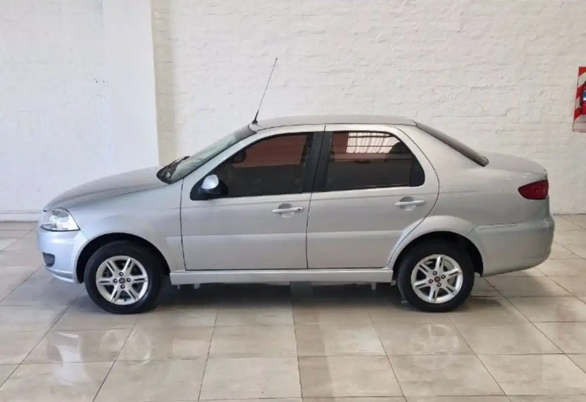 Fiat Siena  2016 - foto 3