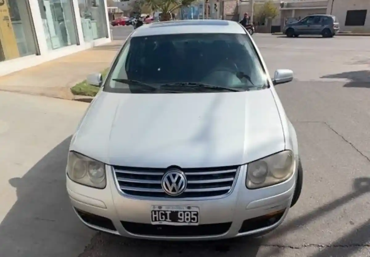 Volkswagen Bora  2008 - foto 2