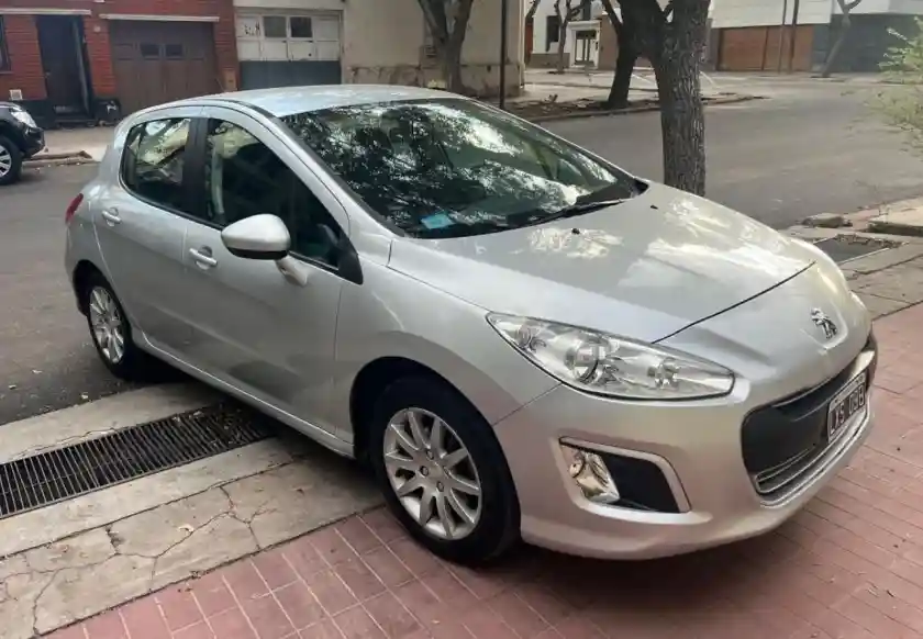 Peugeot 308  2012 - foto 1