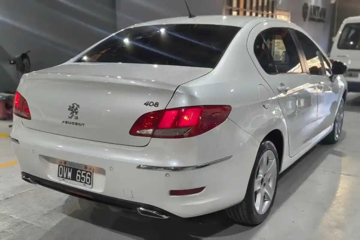 Peugeot 408  2015 - foto 3