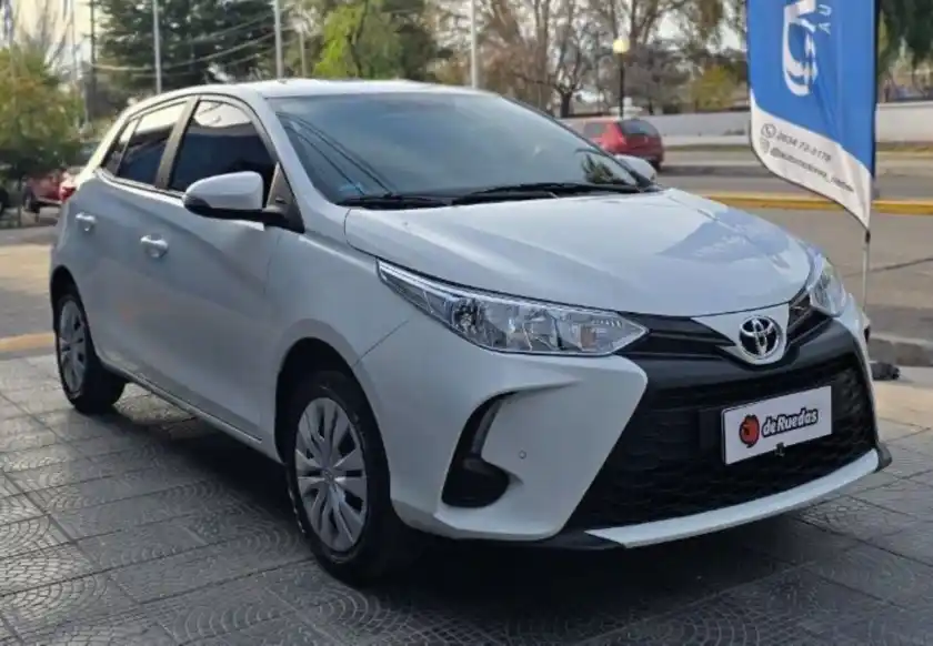 Toyota Yaris  2025 - foto 1