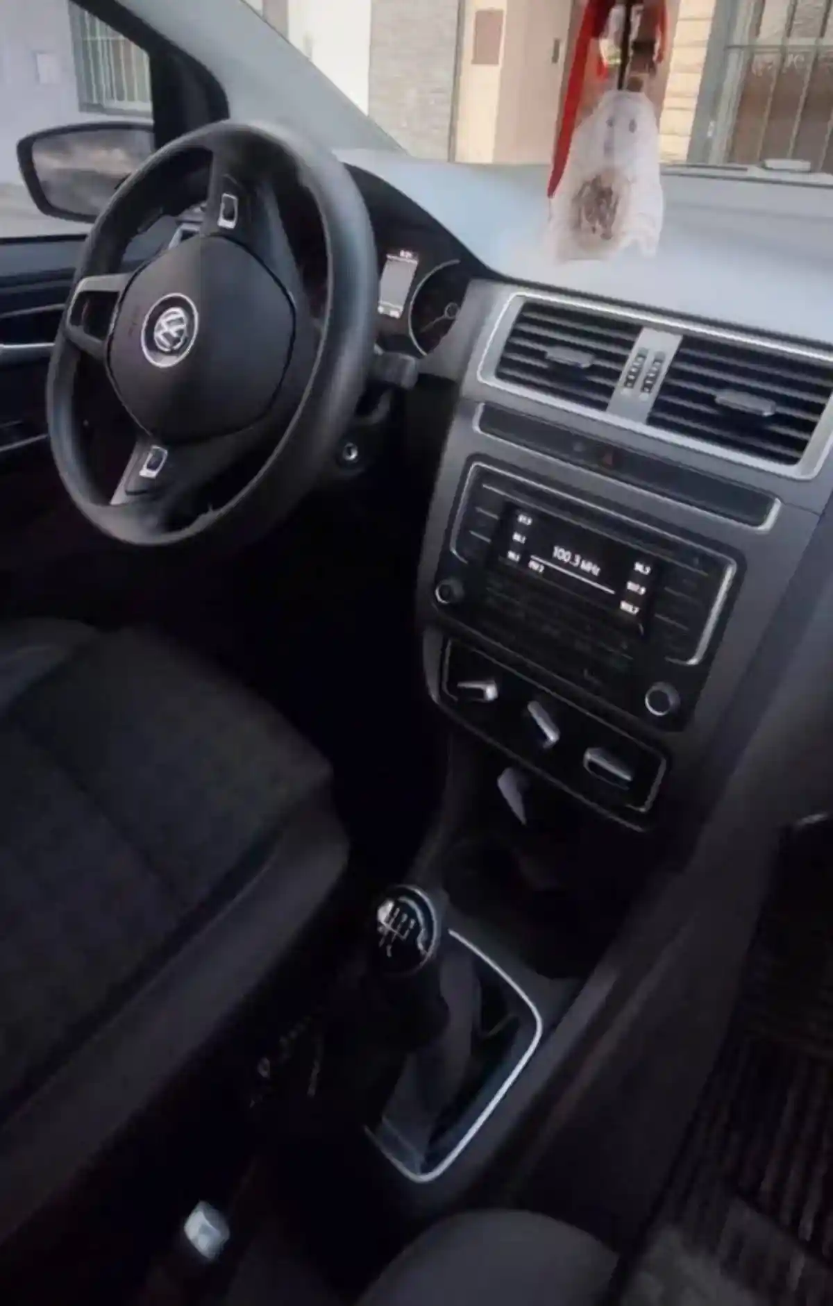 Volkswagen Suran  2017 - foto 5