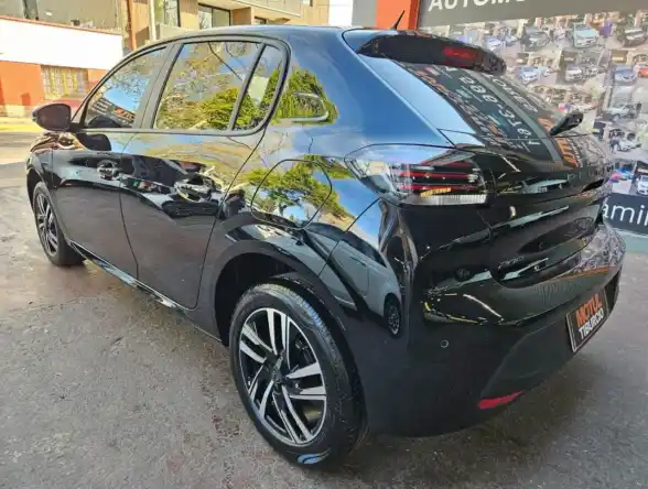 Peugeot 208  2025 - foto 3